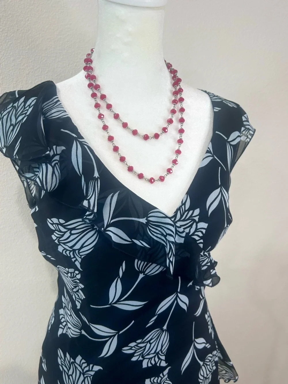 🖤”The Limited” 100% Silk Black & White Floral (Tulips) Hi/Lo Sheer Ruffle Dress🤍 - Picture 3 of 14